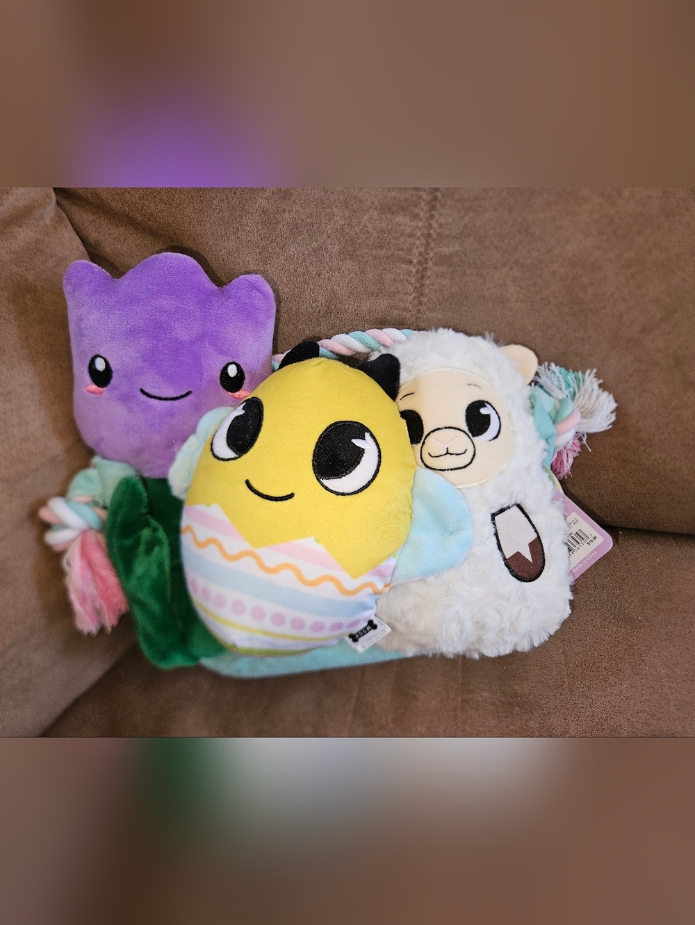 NIP WOOF 3 Squeaker Plush Pet Toy Trio w/Rope Tug Basket